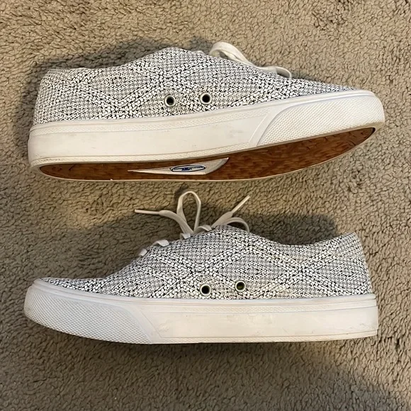 Nurse mates align - Picture 3 of 5